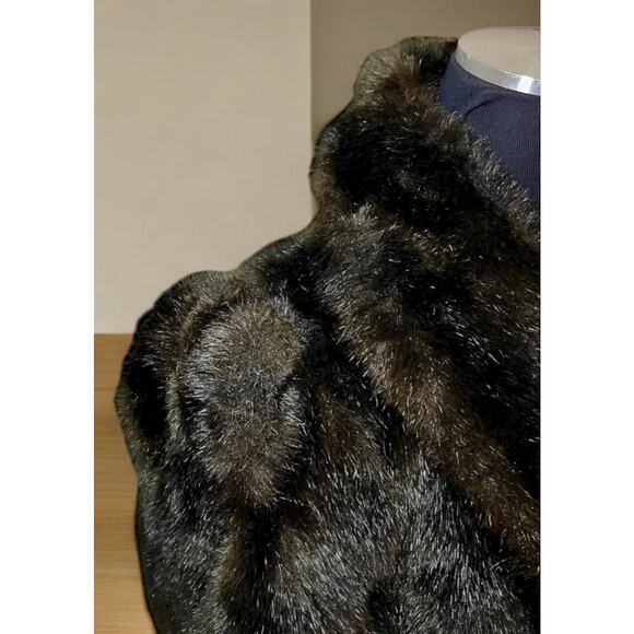 Women's Vintage 1980’s Donnybrook Faux Fur Coat Size 15 - Picture 6 of 16